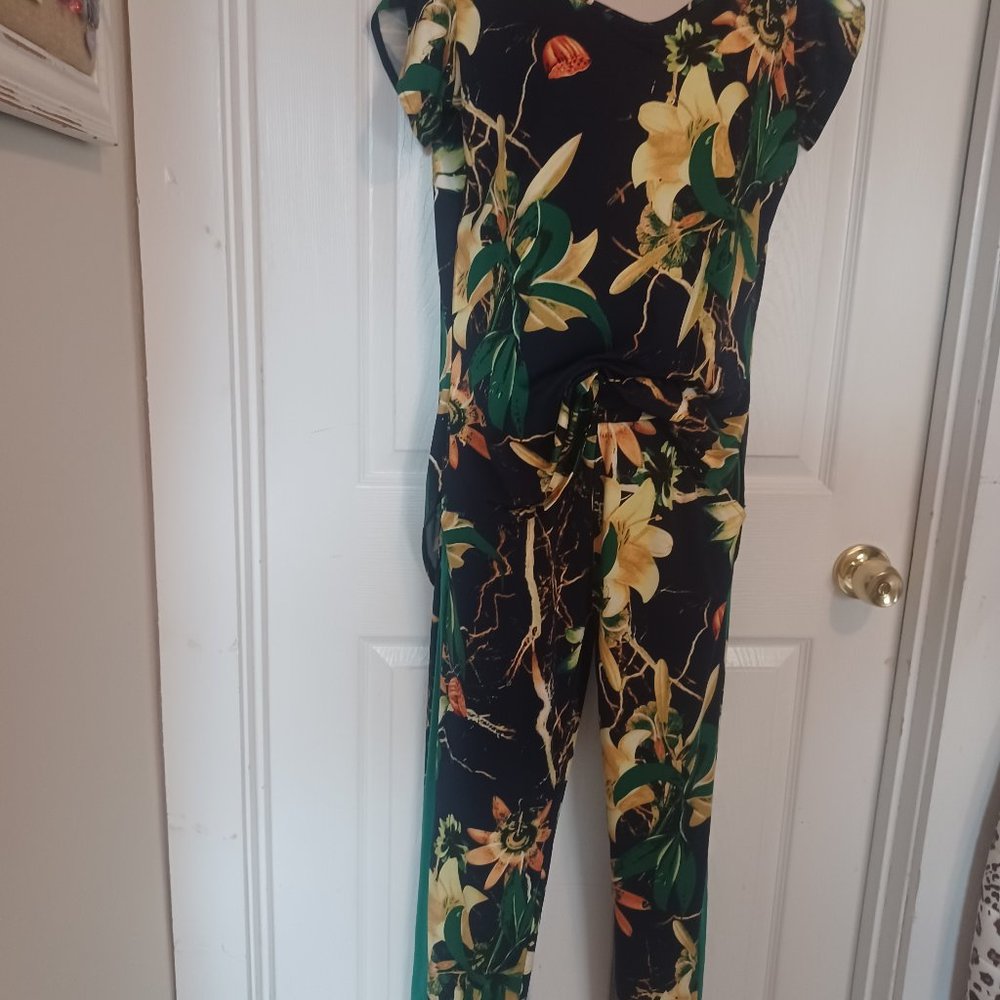 NWOT Kate & Mallory Jogger pant set